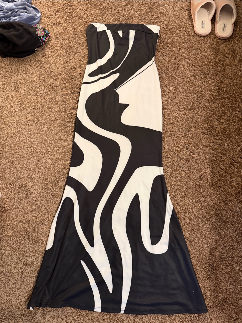 SHEIN Black & White Abstract strapless dress